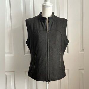 TRISTAN Women's Black Sleeveless Gray Jacket, Size Large